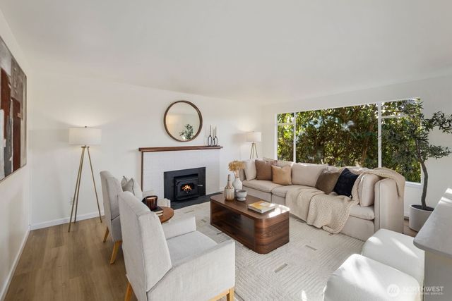 4403 224th Place SW, Mountlake Terrace, WA 98043