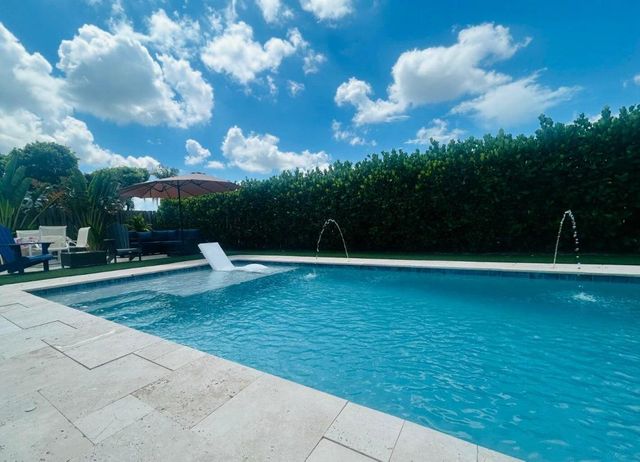 5430 Guildcrest Street, Lake Worth, FL 33463