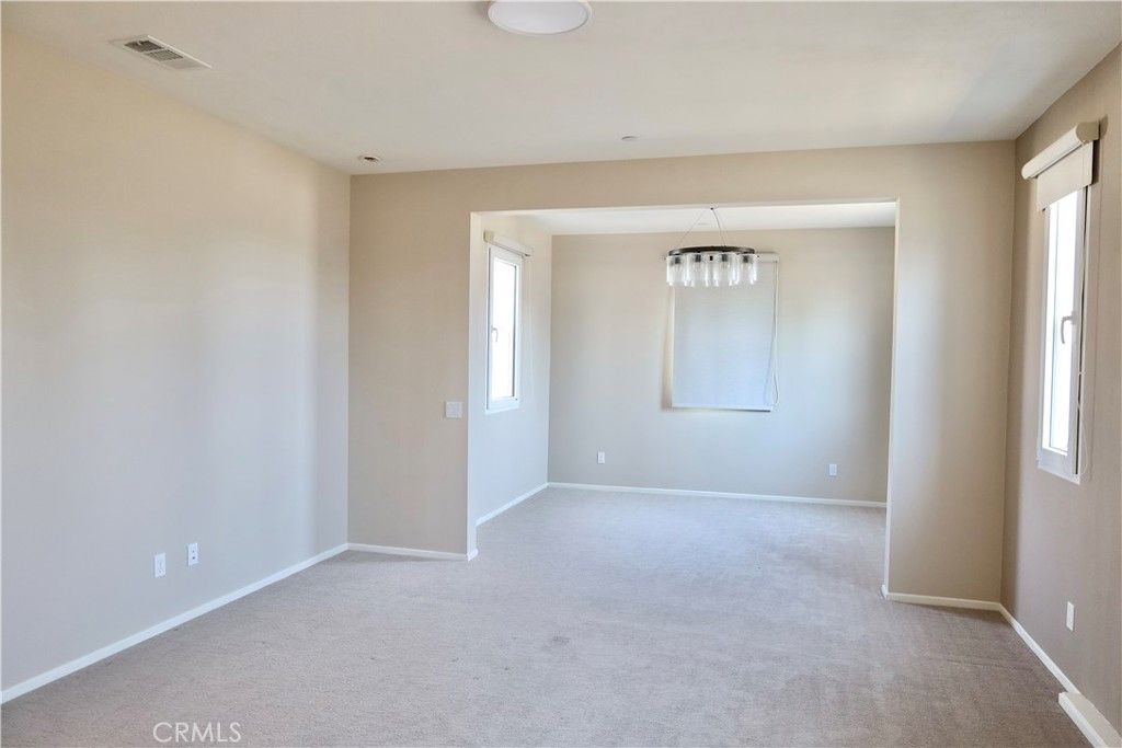 Image 13 of property listing at 5315 Mariner Ln, Chino, CA 91701