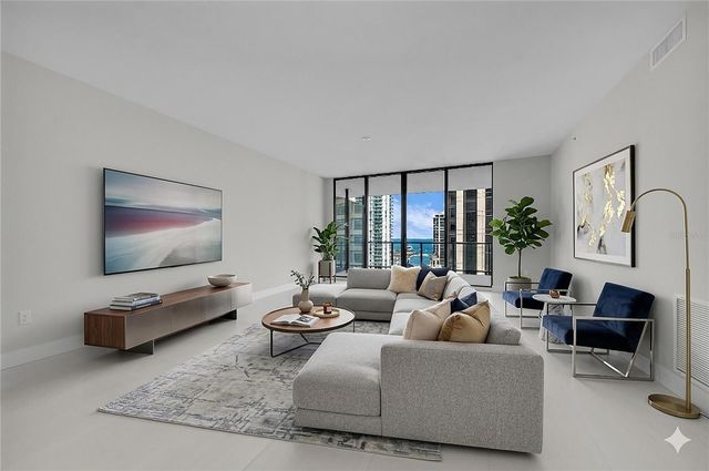 275 1ST AVENUE S 2204, St Petersburg, FL 33701