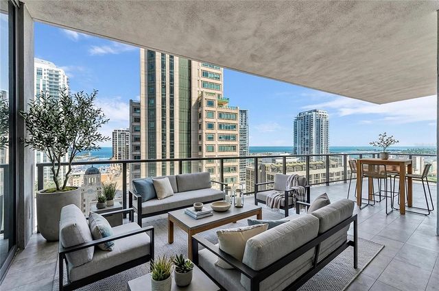 275 1ST AVENUE S 2204, St Petersburg, FL 33701