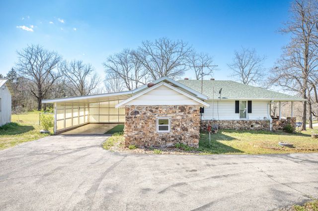 1148 State Highway Bb, Hollister, MO 65672