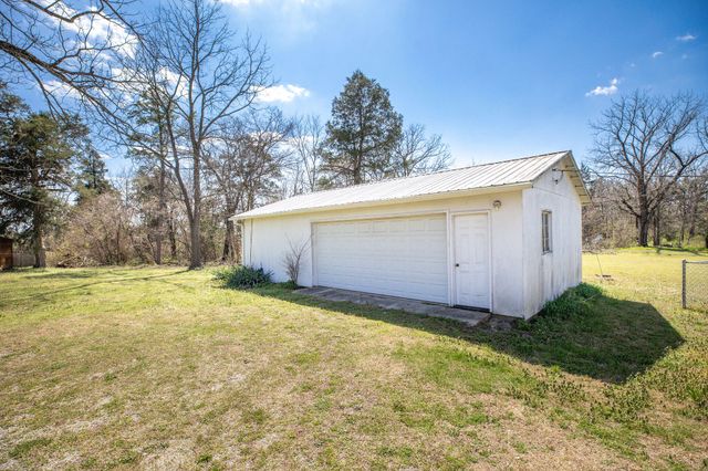 1148 State Highway Bb, Hollister, MO 65672