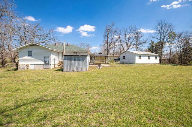 1148 State Highway Bb, Hollister, MO 65672