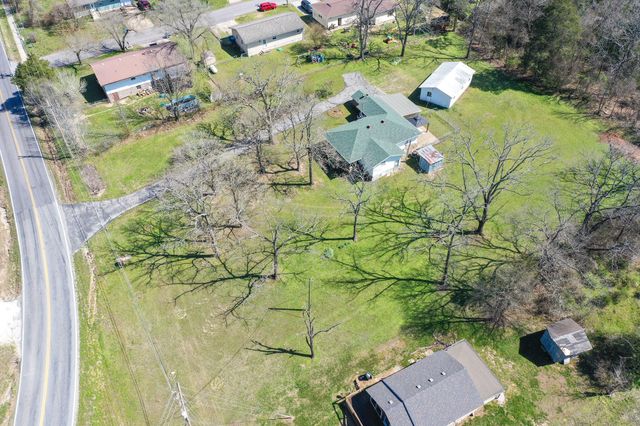 1148 State Highway Bb, Hollister, MO 65672