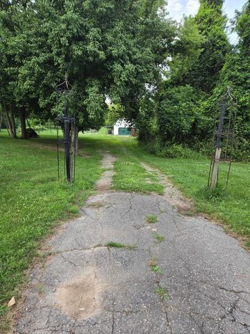 70202 Eldred Road, Bruce Twp, MI 48065