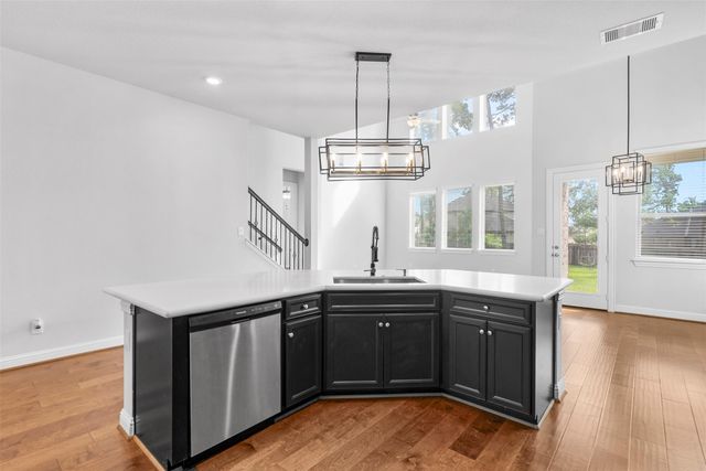 148 Gray Pine Grove Way, Conroe, TX 77318