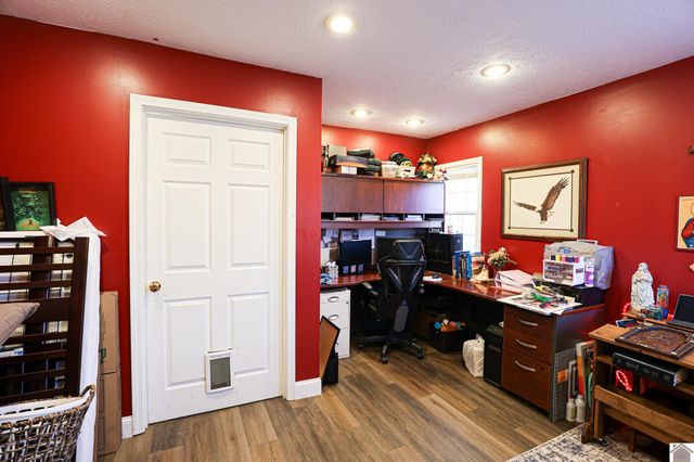 5019 Reidland Rd, Paducah, KY 42003