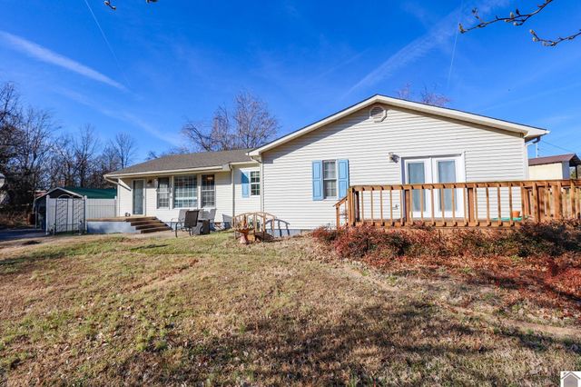 5019 Reidland Rd, Paducah, KY 42003