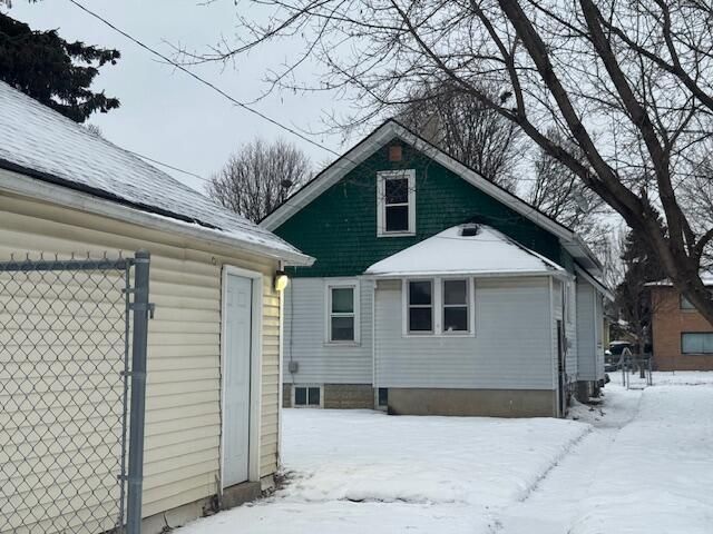 3035 N 47th STREET, Milwaukee, WI 53210