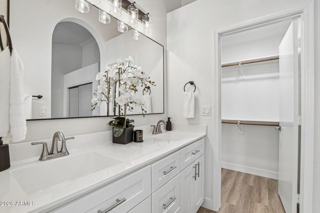 1029 E ANNETTE Drive, Phoenix, AZ 85022