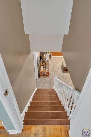 1722 SW Fairlawn RD, Topeka, KS 66604