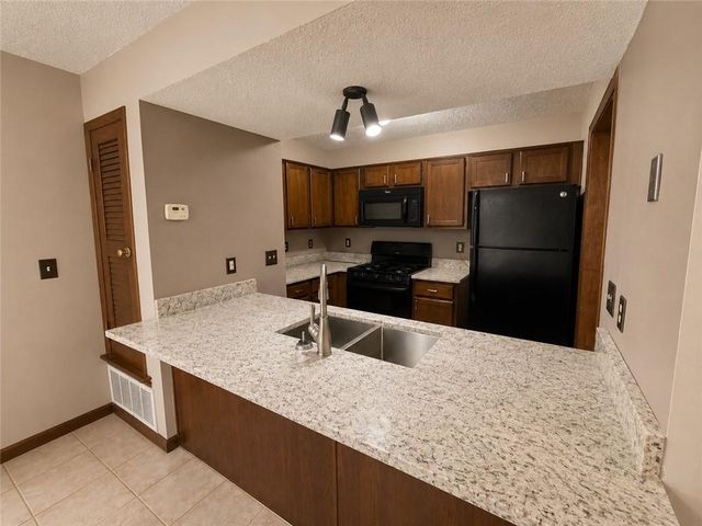 5065 Sand Wedge Circle NW, Kennesaw, GA 30144
