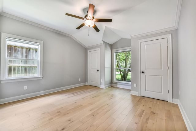 5230 Indigo Street, Houston, TX 77096