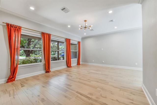 5230 Indigo Street, Houston, TX 77096