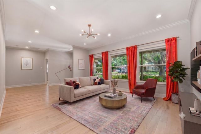 5230 Indigo Street, Houston, TX 77096
