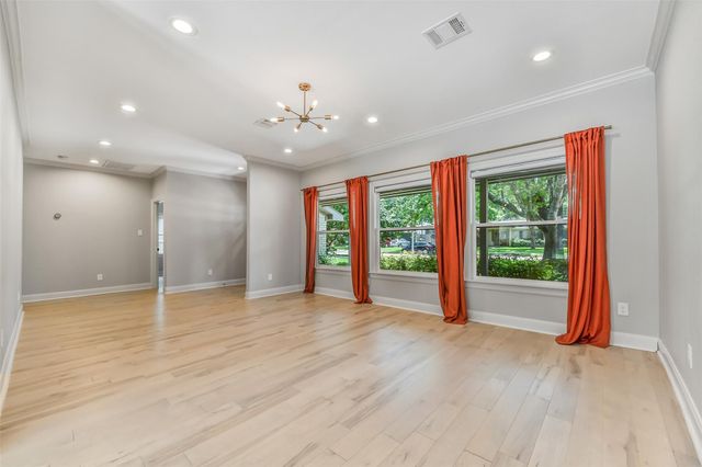 5230 Indigo Street, Houston, TX 77096