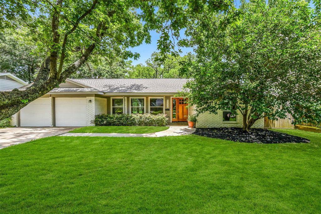 5230 Indigo Street, Houston, TX 77096