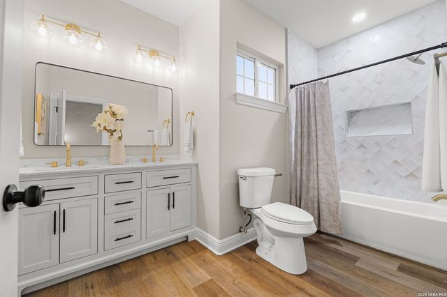 403 E Vista Rdg, San Antonio, TX 78260