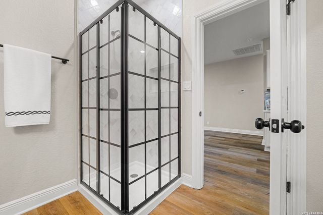 403 E Vista Rdg, San Antonio, TX 78260