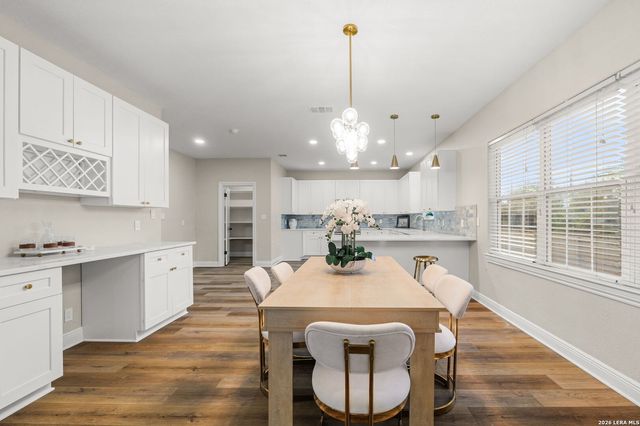 403 E Vista Rdg, San Antonio, TX 78260
