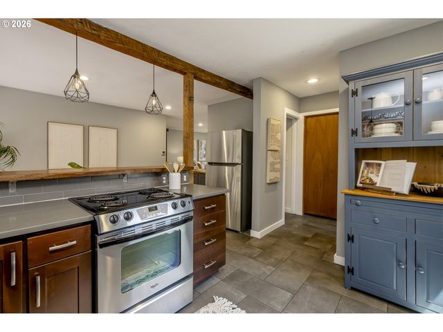5407 Ne 37TH Ave, Portland, OR 97211