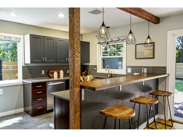 5407 Ne 37TH Ave, Portland, OR 97211