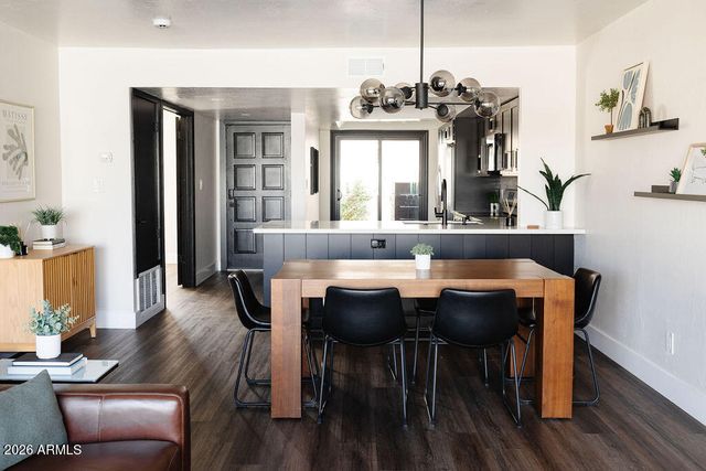 1512 S RIVER Drive, Tempe, AZ 85281