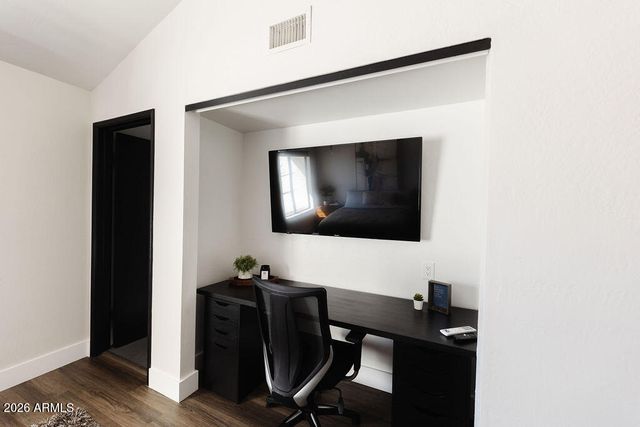 1512 S RIVER Drive, Tempe, AZ 85281