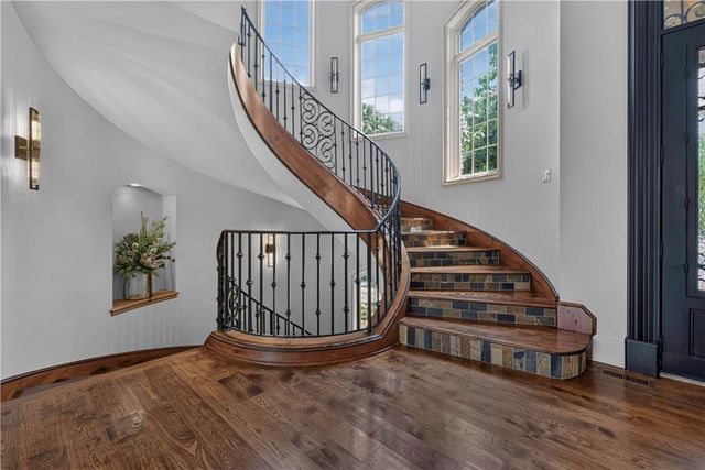 13908 HOWE Drive, Leawood, KS 66224
