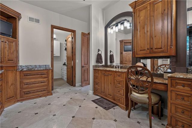 13908 HOWE Drive, Leawood, KS 66224