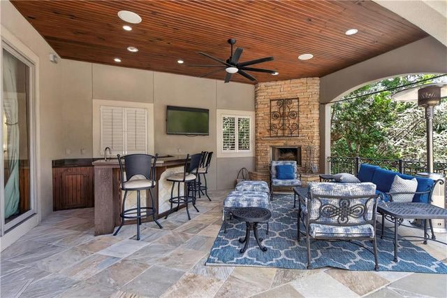 13908 HOWE Drive, Leawood, KS 66224