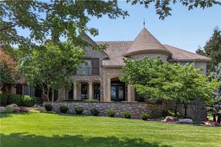 13908 HOWE Drive, Leawood, KS 66224
