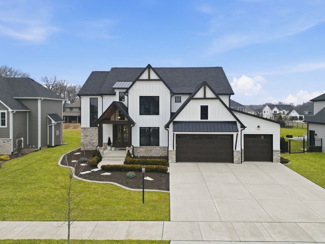 9727 Dune Grass Way, St. John, IN 46373