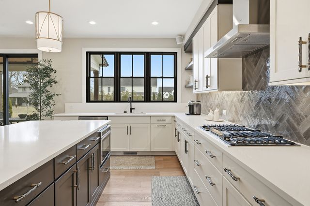 9727 Dune Grass Way, St. John, IN 46373