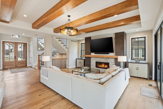 9727 Dune Grass Way, St. John, IN 46373