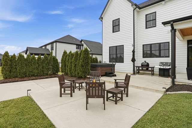 9727 Dune Grass Way, St. John, IN 46373