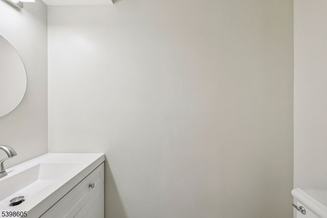 105 Liberty Ct, Hillside Twp., NJ 07205