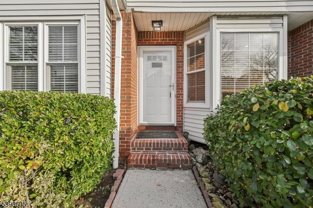 105 Liberty Ct, Hillside Twp., NJ 07205