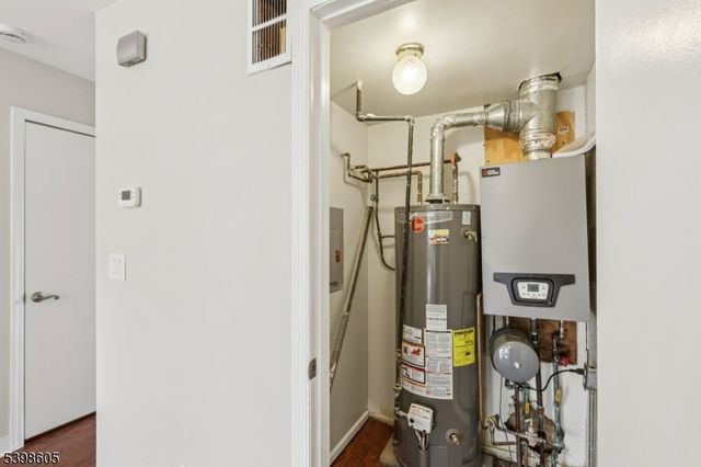 105 Liberty Ct, Hillside Twp., NJ 07205