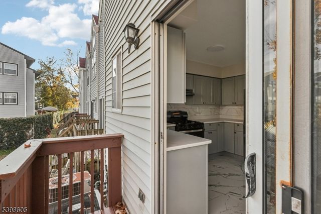 105 Liberty Ct, Hillside Twp., NJ 07205