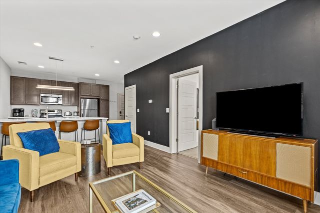 4303 Gallatin Pike Apt 304, Nashville, TN 37216