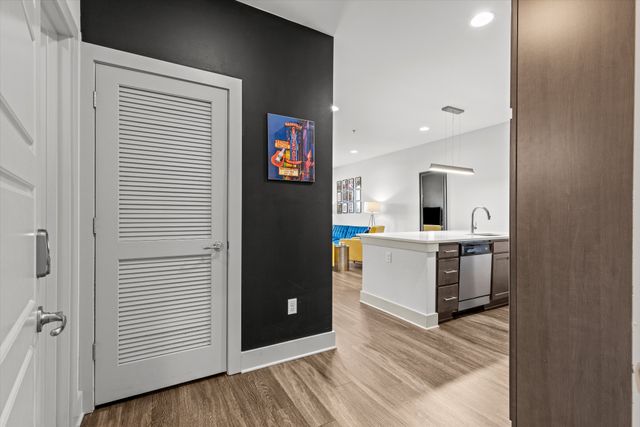 4303 Gallatin Pike Apt 304, Nashville, TN 37216