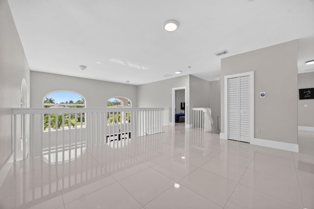 16401 SW 78th Terrace, Miami, FL 33193
