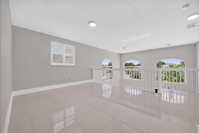 16401 SW 78th Terrace, Miami, FL 33193