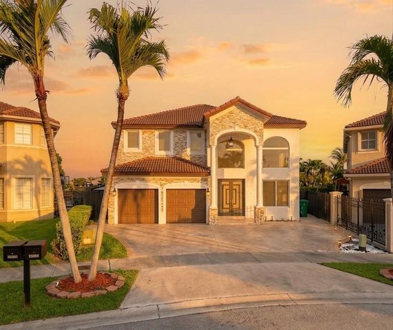 16401 SW 78th Terrace, Miami, FL 33193