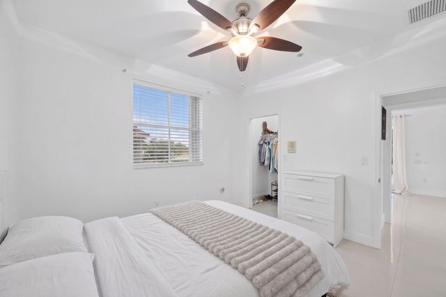 16401 SW 78th Terrace, Miami, FL 33193