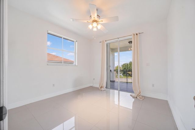 16401 SW 78th Terrace, Miami, FL 33193