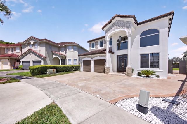 16401 SW 78th Terrace, Miami, FL 33193