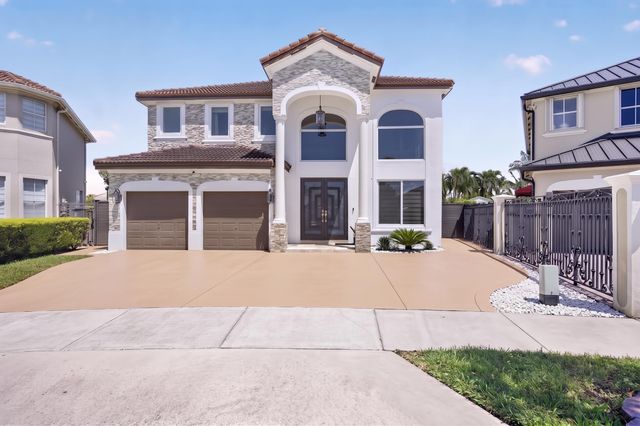 16401 SW 78th Terrace, Miami, FL 33193